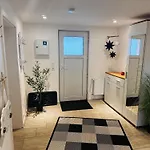 Haus Der Moeglichkeiten Holiday home *
