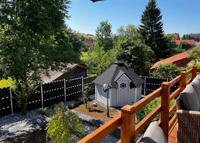 Haus Der Moeglichkeiten 巴特劳特堡